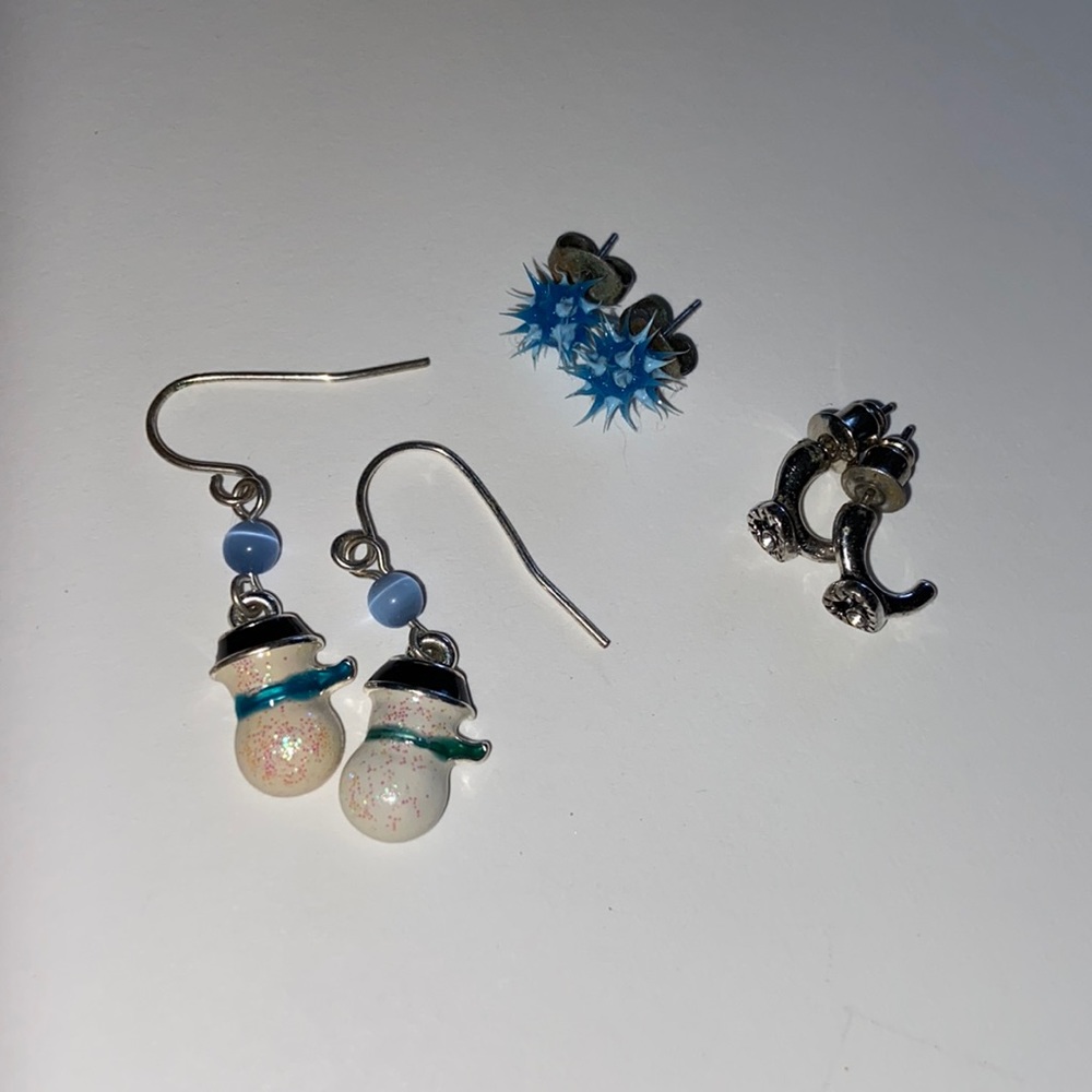 3 pair kids earrings